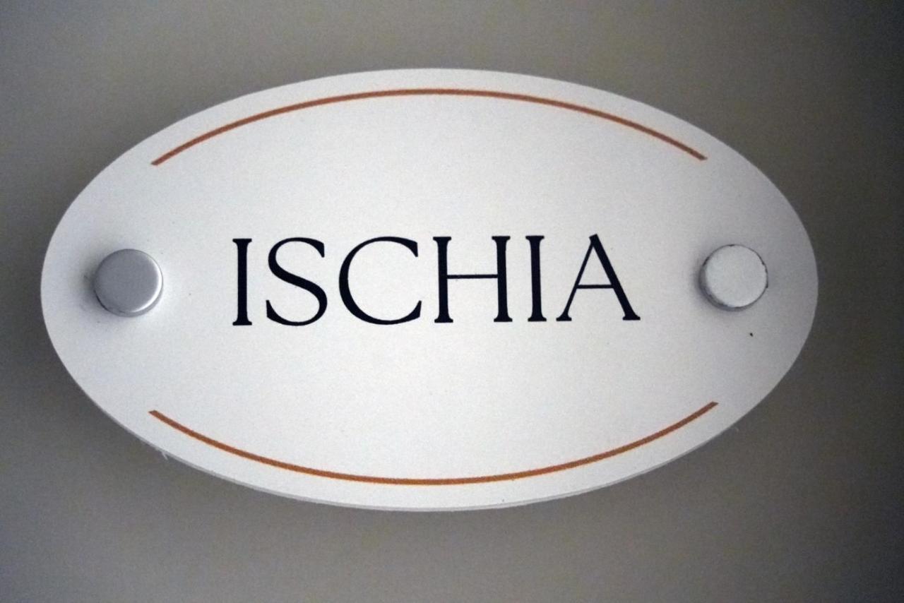Il Salotto Di Chiaia Hotel Наполи Екстериор снимка