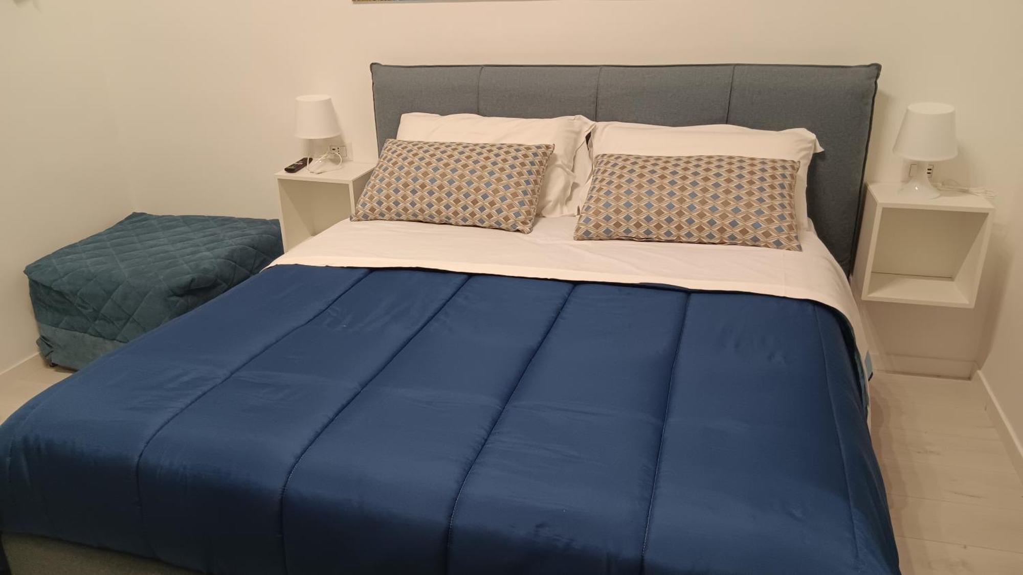 Il Salotto Di Chiaia Hotel Наполи Екстериор снимка
